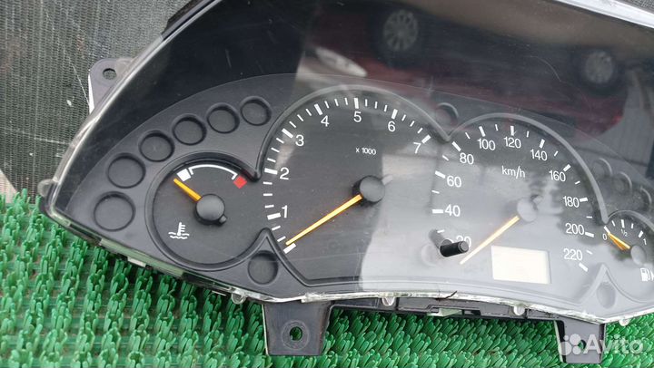 Приборка на Форд Фокус1