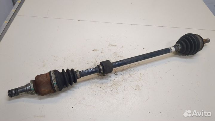 Полуось Toyota Yaris, 2013