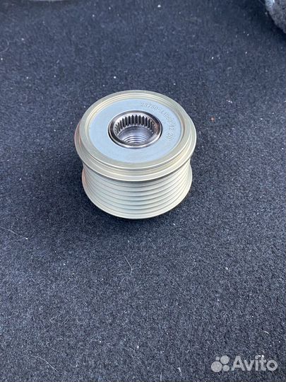 Обгонная муфта генератора GJ2