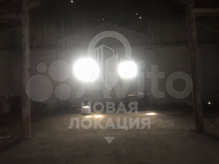 Склад, 820 м²