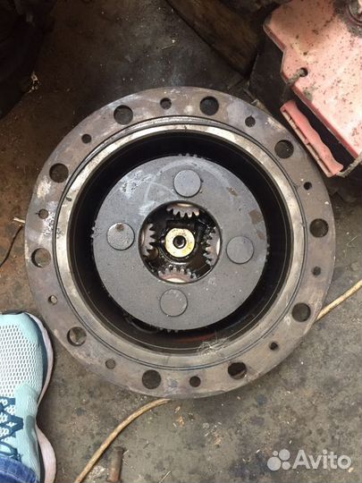 Продам запчасти для автокрана Liebherr-LTM 1040