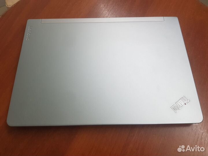 Ноутбук Lenovo ThinkPad 13 i5-6200\8gb\256ssd