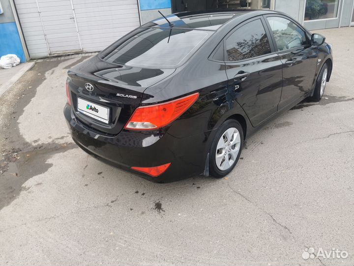Hyundai Solaris 1.6 AT, 2015, 82 000 км