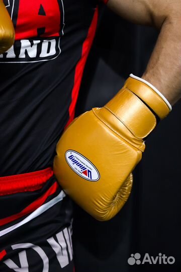 Боксерские перчатки Winning Gold