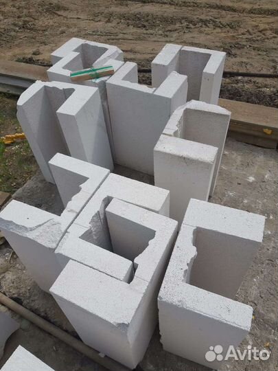 Остатки газоблока после пилки