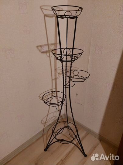 Подставка для цветов напольная металлическая