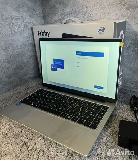 Ноутбук frbby v10