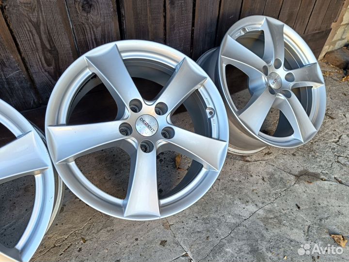 Литые диски 17 Dezent(Германия) 5x114.3