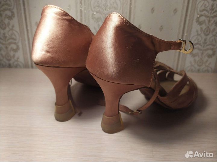 Туфли танцевальные для девочки