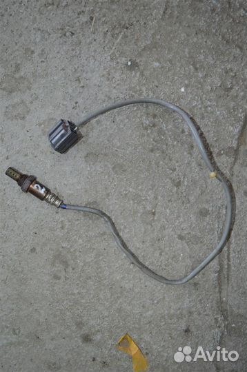 Датчик кислородный нижний Mazda Demio (dy5w) 2002