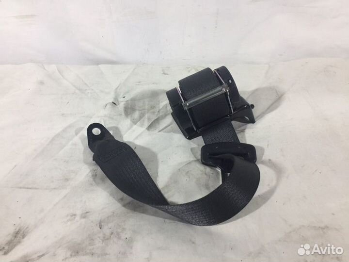 Ремень безопасности задний Opel Astra J