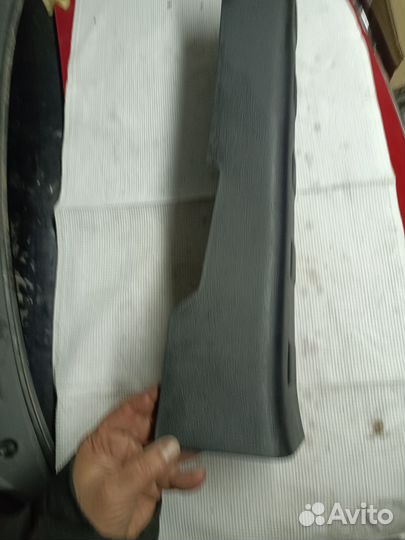 Накладка на порог Nissan X-Trail 2008 76951JG00A T