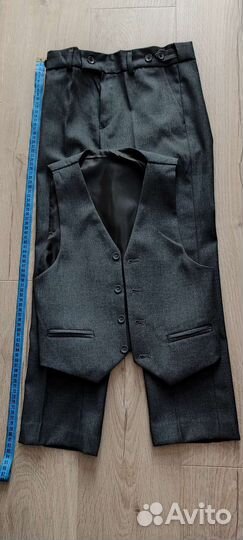 Костюм школьный