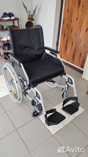 Инвалидная коляска