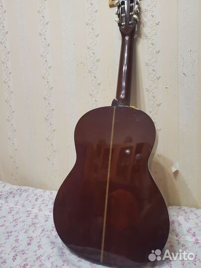 Классическая гитара бу