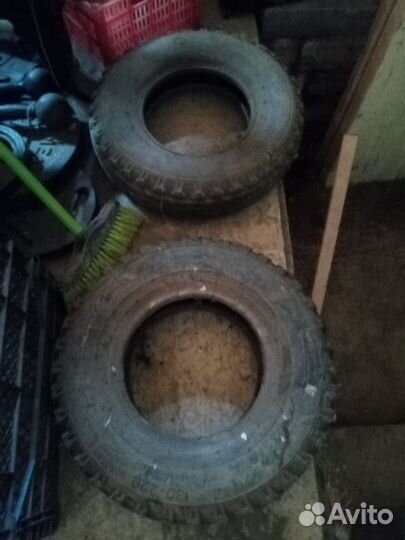 Покрышка на мотороллер муравей