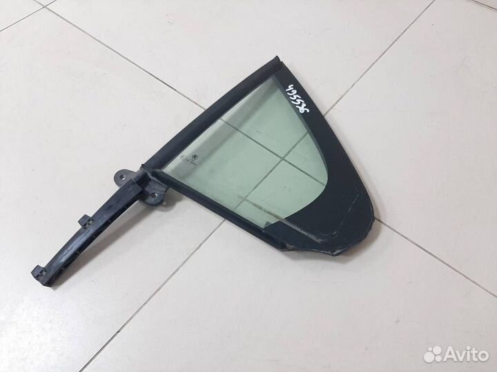 Стекло двери задней левой форточка Skoda Rapid 201
