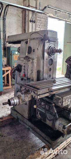 Фрезерный станок 6р82г