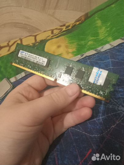 Оперативная память 4 Гб 2 плашки