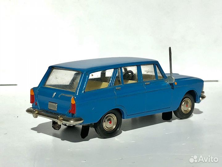 Модель Москвич 427 А4 СССР 1:43