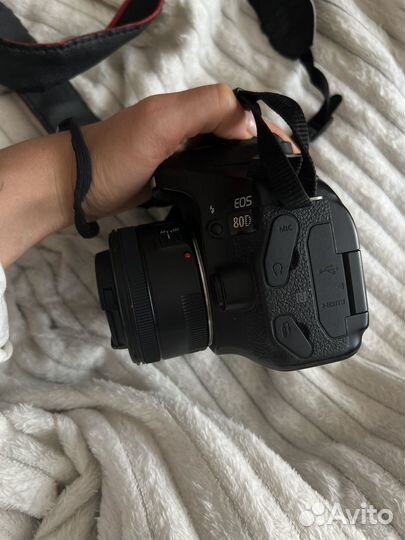 Фотоаппарат Canon 80d