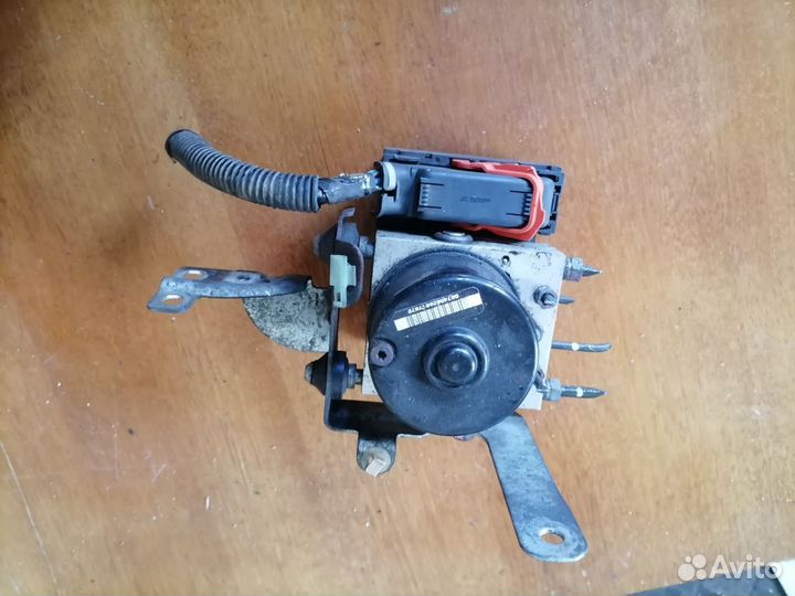 Блок ABS Peugeot 4007