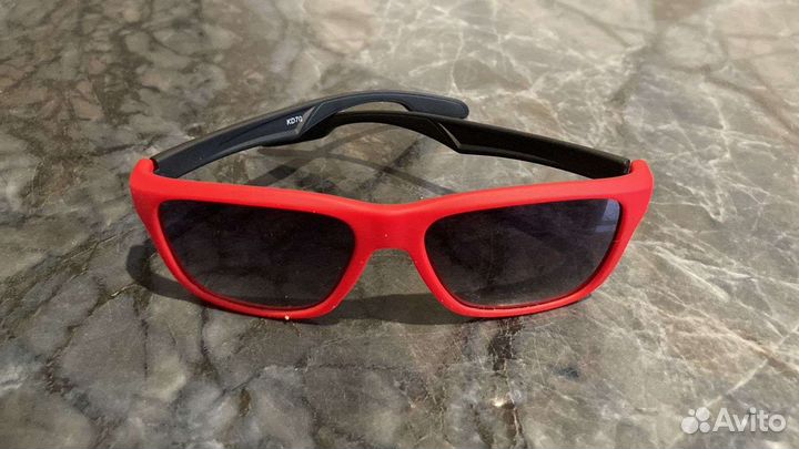 Солнцезащитные очки