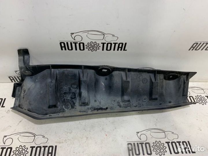 Накладка лобового стекла Mazda 6 GH LF 2008