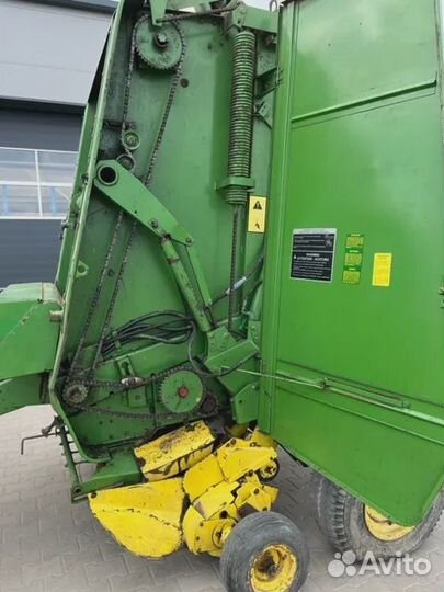 Пресс-подборщик John Deere 550, 1990