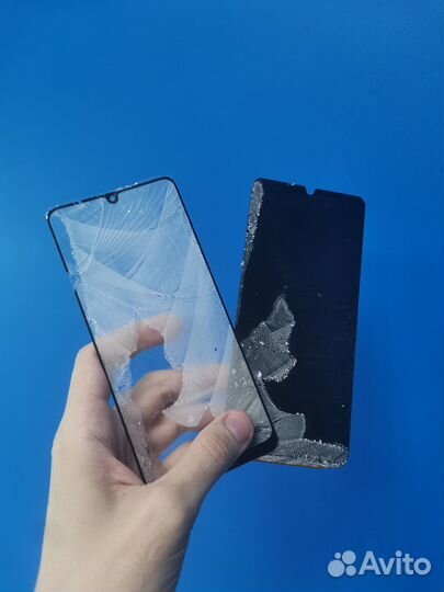 Замена разбитого стекла на Samsung