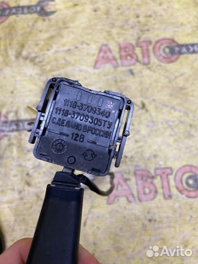 Подрулевой переключатель Лада Приора 21126 2011