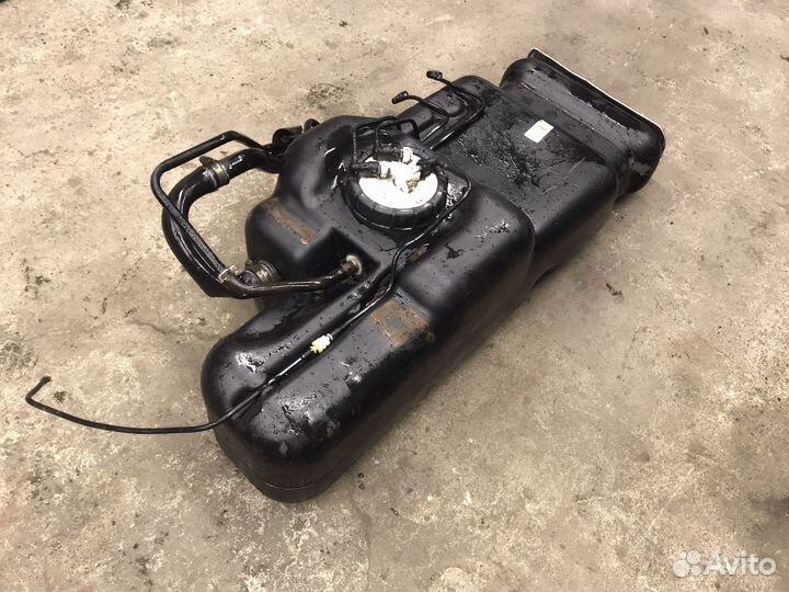 Топливный бак ниссан навара д40 2008 год