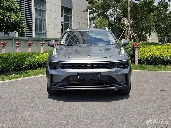 Lynk & Co 01 2.0 AT, 2021, 45 000 км