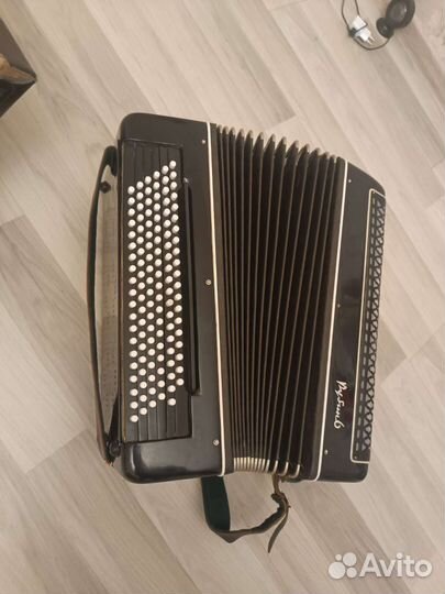 Баян Рубин 6