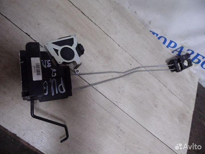 Замок двери киа рио 2 2005-2010 год