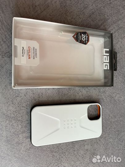 Противоударный чехол UAG для iPhone 13