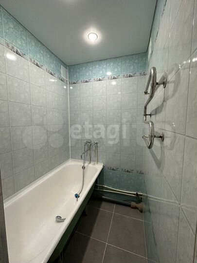 2-к. квартира, 42 м², 2/5 эт.