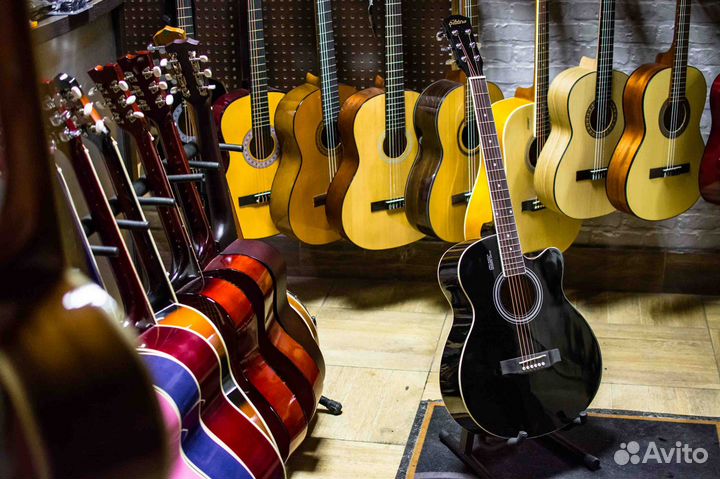 Акустическая гитара (Новая) + Аксессуары