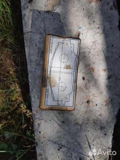 Тормозные колодки toyota rav 4 для машины 2003г