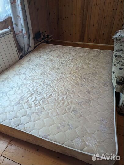 Матрас 160х200 бу