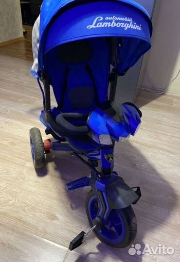 Трехколесный велосипед