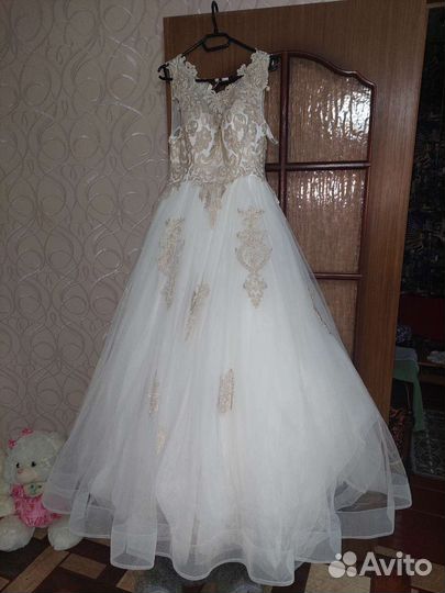 Платье на выпускной 42 44