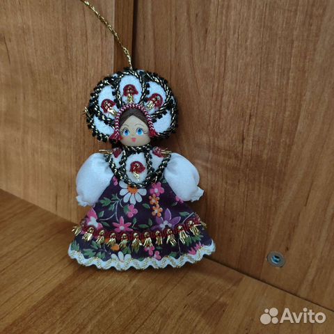 Куколка на верёвочке