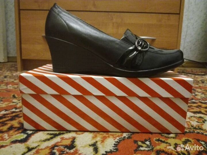 Продаются туфли