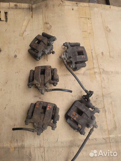 Суппорт задний nissan x-trail t31