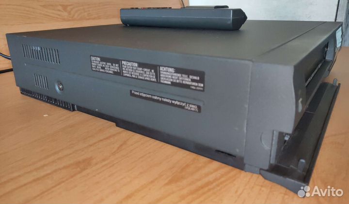 Видеомагнитофон Panasonic NV-J30HQ