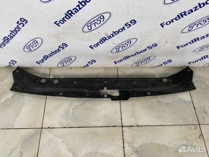 Дефлектор над радиаторами Kia Sportage KM