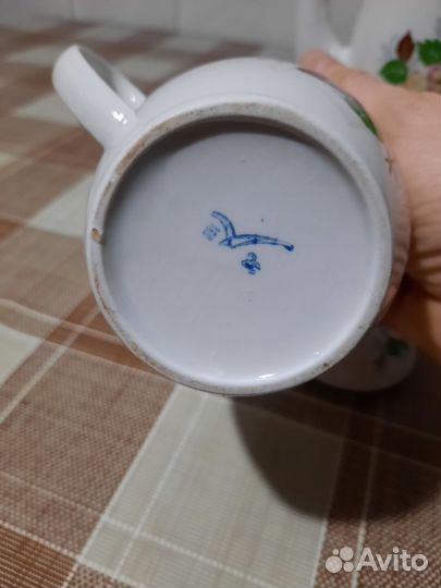 Заварочный чайник и сливочник. Производство СССР