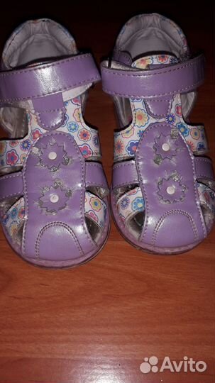Сандалии для девочки