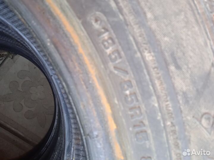 Dunlop SP Winter Ice 01 185/65 R15